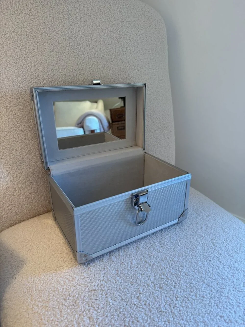 Aluminum Makeup Organizer